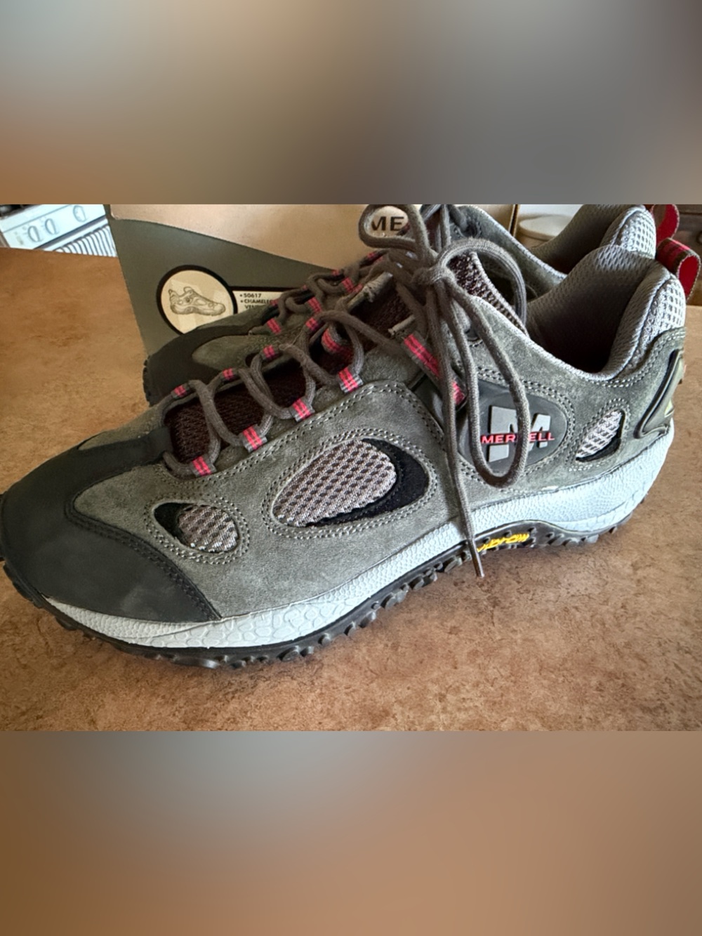 Merrell Chameleon Ventilator Low in Charcoal and Black